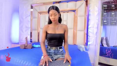 Dafnee online show from January 11, 12:33 pm