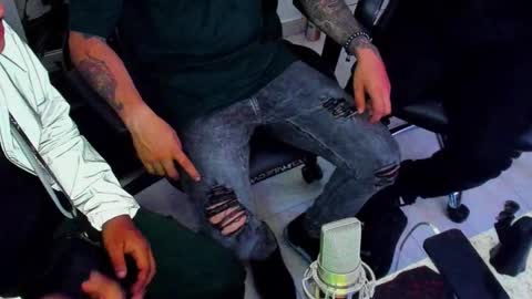 my name is Jhon and I live in colombia online show from February 22, 7:01 am