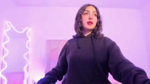 Snapshot of dahia_tay chatting on March 1, 2:59 am dahia online show from March 1, 2:59 am