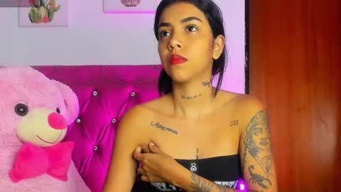 Snapshot of dahiangomezz chatting on September 19, 8:29 am online show from September 19, 8:29 am