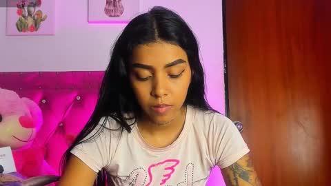 Snapshot of dahiangomezz chatting on September 24, 7:59 am online show from September 24, 7:59 am