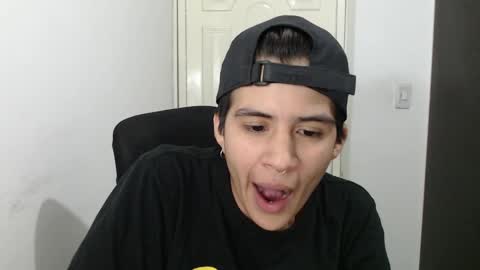 Snapshot of dahliarios chatting on January 20, 4:32 am lorena online show from January 20, 4:32 am
