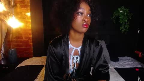 DAHYAN online show from April 18, 1:57 pm