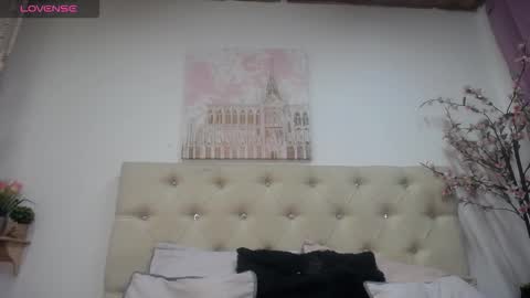 DAHYAN online show from March 22, 1:26 pm