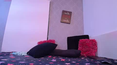 Daiana online show from March 4, 1:45 am