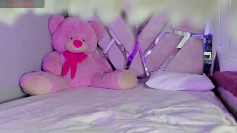 daicell juliana online show from November 14, 5:09 am