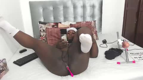 Daiisha.. online show from November 19, 8:29 pm