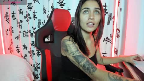 daila_ online show from February 21, 7:23 am