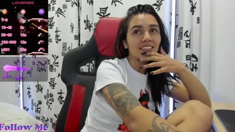 daila_ online show from March 8, 11:39 pm