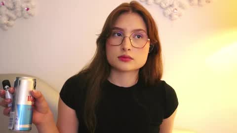 Lauren            online show from December 16, 1:06 pm