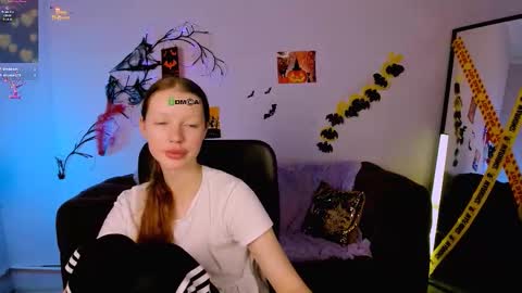 daisy online show from November 5, 8:44 pm