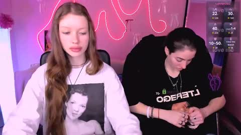 daisy online show from April 14, 7:06 pm