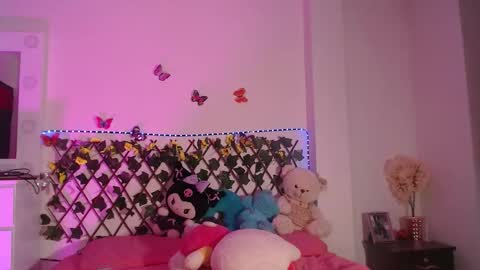 daisy_girll online show from November 3, 9:32 am