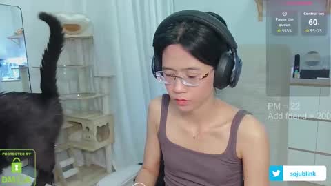 Snapshot of daisybean chatting on September 20, 7:44 am Daisy online show from September 20, 7:44 am