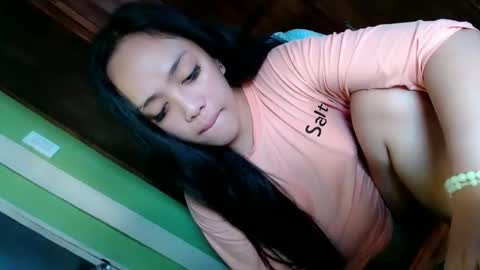 Snapshot of daisylira chatting on October 19, 11:53 pm LILY christmas wish breast implant online show from October 19, 11:53 pm