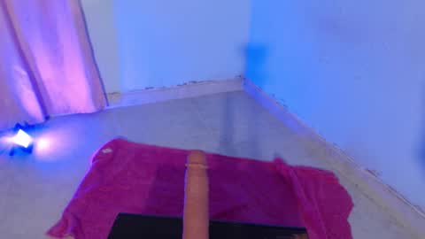 VALENTINA  online show from October 28, 8:04 am