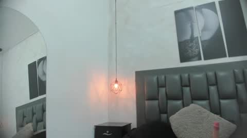 Snapshot of dakota_roussee chatting on October 4, 2:26 pm Dakota online show from October 4, 2:26 pm