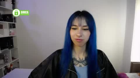Maca online show from May 15, 3:52 pm