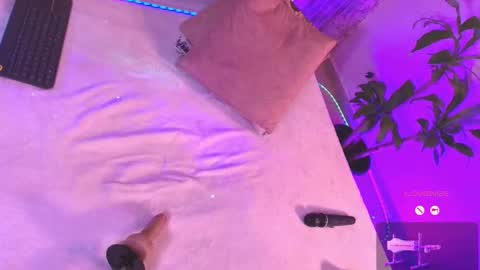 dakota_steelee online show from February 7, 1:52 am