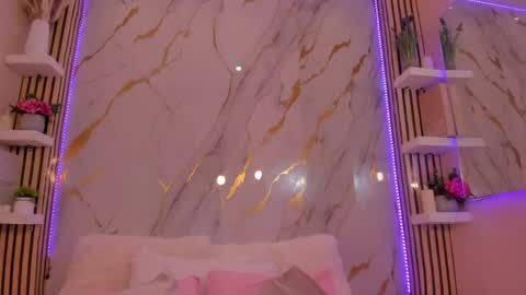 Dakota Ferreti online show from May 28, 8:40 pm