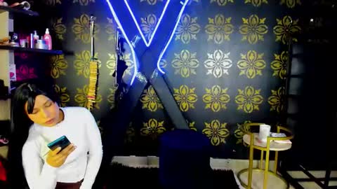  dakotha      online show from March 3, 1:51 pm