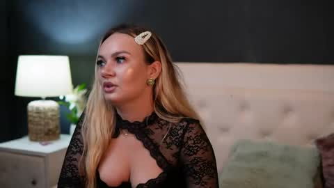  Dalia  online show from May 26, 10:38 pm