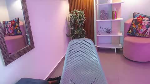 Dalila  online show from April 24, 6:54 pm