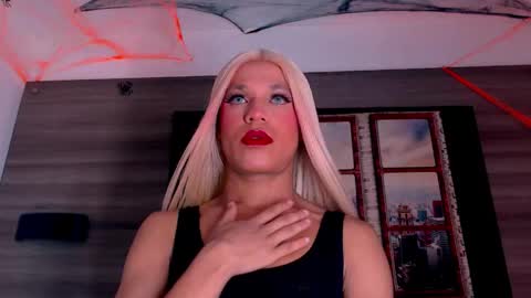 Snapshot of damara_ochoa chatting on October 13, 4:47 am online show from October 13, 4:47 am