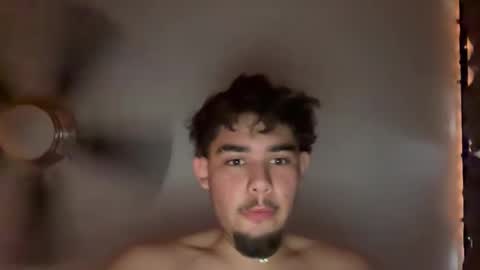 Snapshot of damiam_xj chatting on December 16, 2:49 pm damiam xj online show from December 16, 2:49 pm