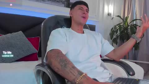 DAMIAN online show from March 7, 2:06 pm