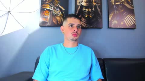 Damian Oliver online show from April 11, 8:18 am