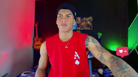Snapshot of damian_latinxxx chatting on February 27, 6:02 am Damian online show from February 27, 6:02 am