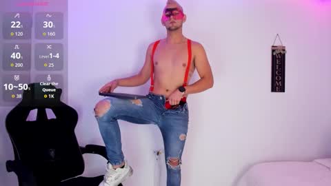 Snapshot of damon_baker0 chatting on October 18, 3:27 pm Damon bakert online show from October 18, 3:27 pm
