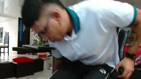 damyan_2003 online show from April 19, 6:10 pm