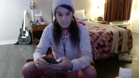 Snapshot of dan4romearth chatting on January 25, 5:07 am Dani L Kryze online show from January 25, 5:07 am