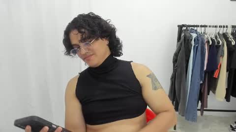 Diane Blosson online show from April 1, 2:12 am