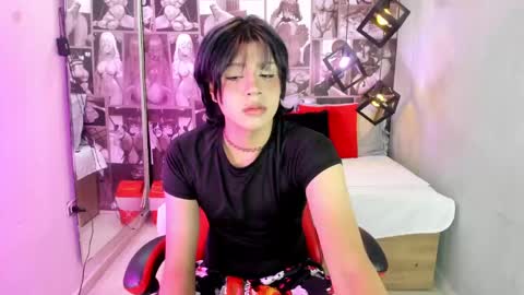 D A N online show from April 24, 2:08 pm