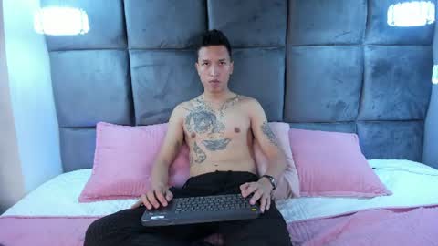 dan_harmor online show from July 26, 4:32 am