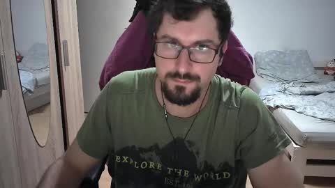 Snapshot of dan_the_man405 chatting on September 30, 7:57 pm King Dan online show from September 30, 7:57 pm