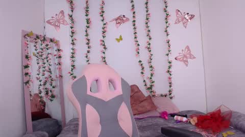 dana online show from October 10, 9:41 pm