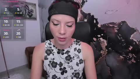 Snapshot of danaarey chatting on February 26, 11:43 am Danaa Rey online show from February 26, 11:43 am