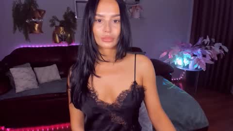 DanaMiers online show from May 16, 5:48 am