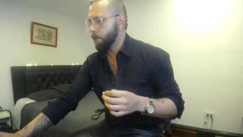 danbury online show from February 6, 9:39 pm