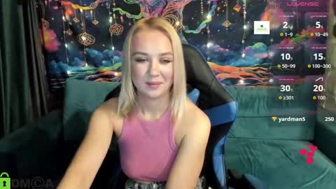 dances_queen online show from February 5, 8:18 am