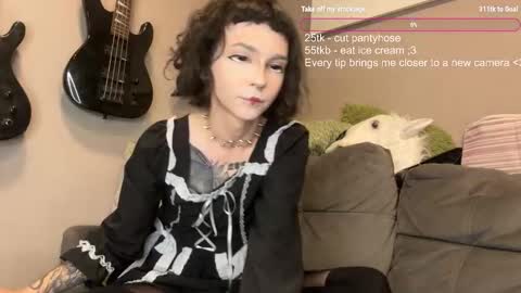 dandelion_sea online show from September 25, 4:58 pm