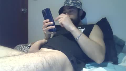 dani3l9905 online show from October 8, 5:35 am