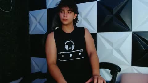 Snapshot of dani_cumboy chatting on March 1, 3:53 am dani_cumboy online show from March 1, 3:53 am