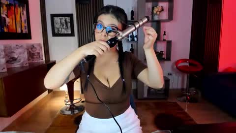 dani_martinez_ online show from January 15, 12:25 pm