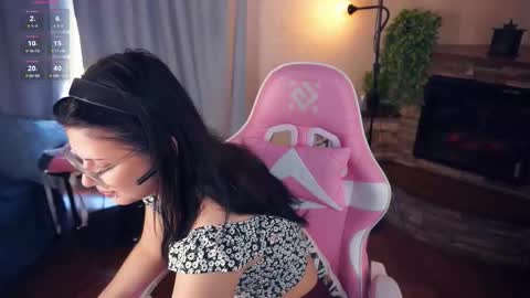 Snapshot of danibedonie chatting on October 10, 5:35 am Venice online show from October 10, 5:35 am