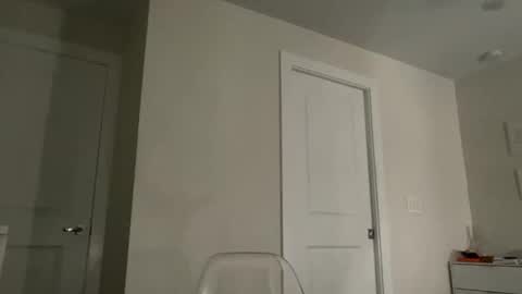 danicdgirl online show from March 28, 12:45 am